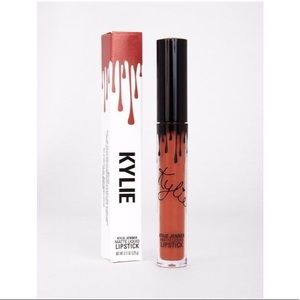 Kylie Lip Kit- Ginger Liquid Lipstick